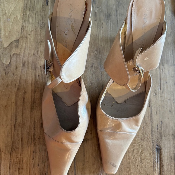 Nine West Slip on heels, size 8.5 - Picture 1 of 3
